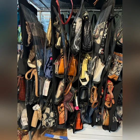 16 Pockets Handbag Organizer - Picture 7 of 7